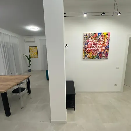 Belsito Apartment *